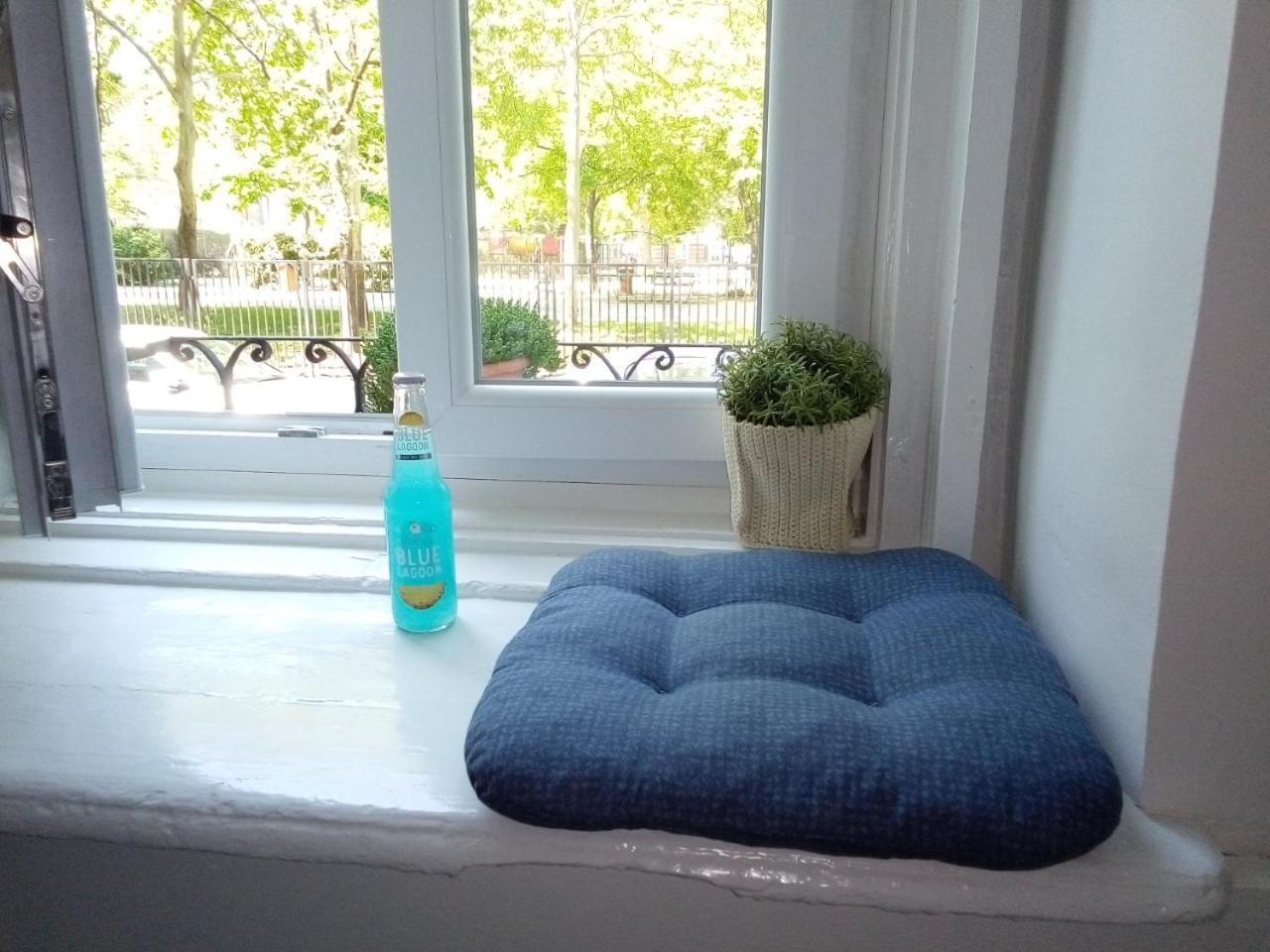 Sunny Facing The Park Apartamento
